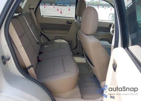 2009 Ford Escape Xlt from USA, damaged, VIN 1FMCU03G09KD06042